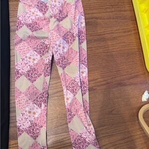 Kids Headquarters Pink and Cream Patterned Leggings